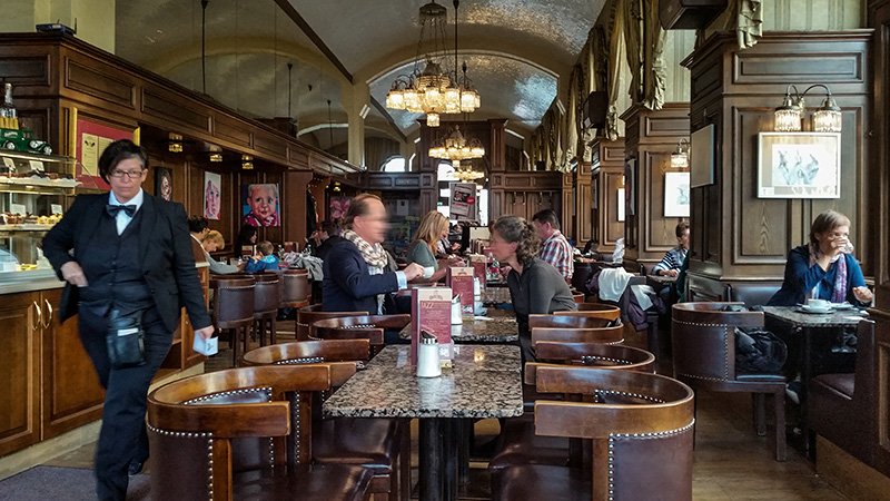 Das Cafe Schwarzenberg in Wien