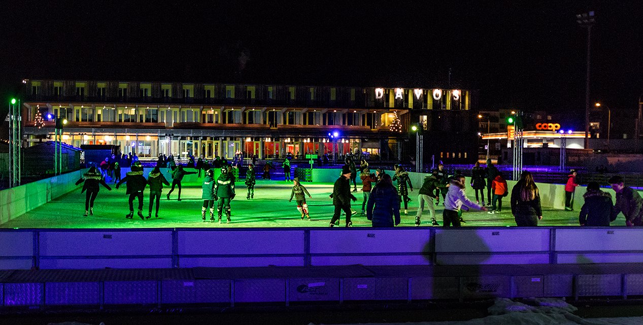 Eistraum Davos in Graubünden eröffnet
