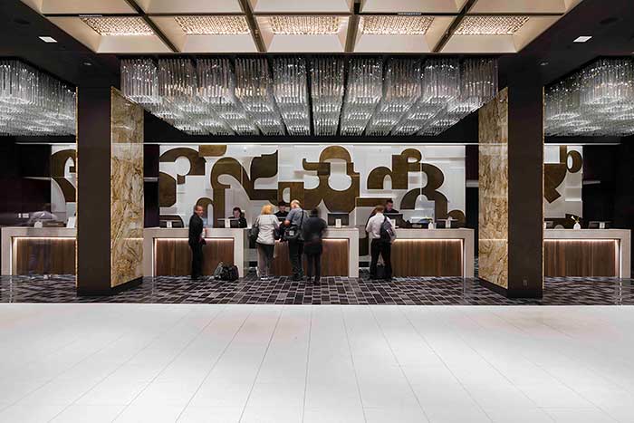 Fairmont the Queen Elizabeth Art Collection 